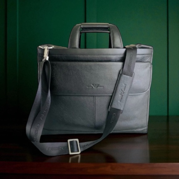 GIORGIO ARMANI BLACKBriefcase Computer Travel FineSaffiano Leather Bag
